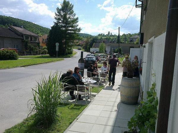 Vinotéka Tetín - Víno Hruška