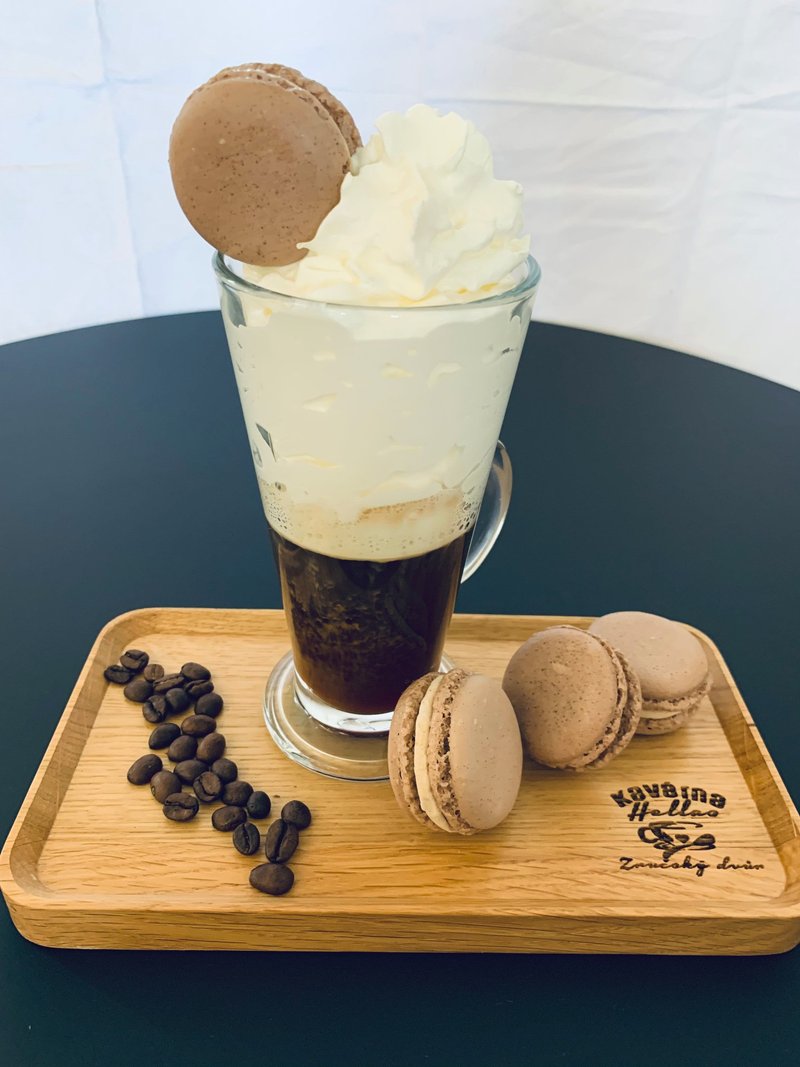 Kavárna Hellas Zručský dvůr