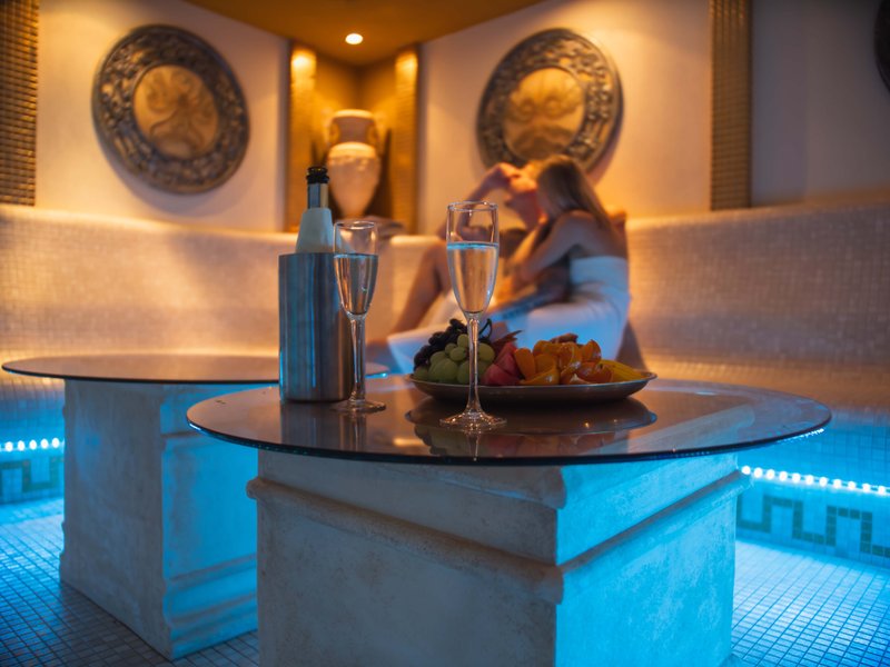 Resort Darovanský dvůr