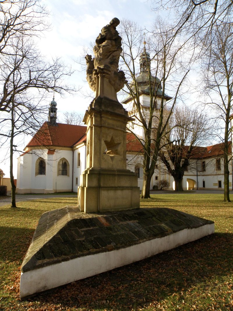 Zámek Benátky nad Jizerou a Infocentrum