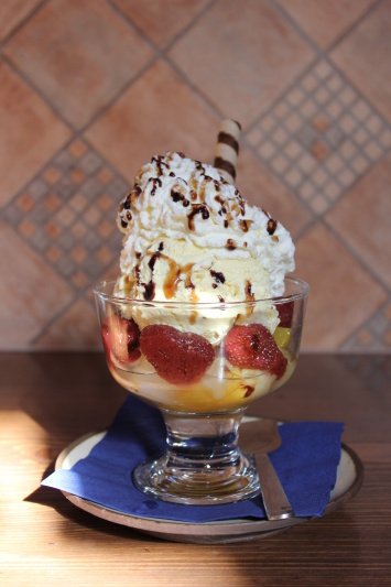 Kavárna a galerie Domlejna