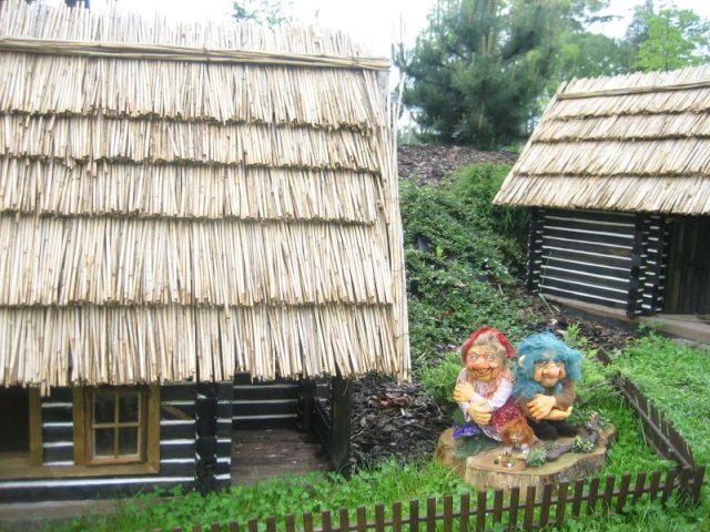 Zámek Berchtold a Dětský ráj