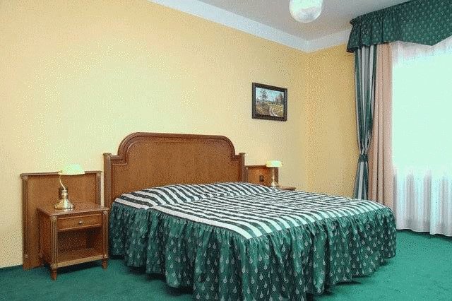 Hotel U Raušů a Bowling s terasou